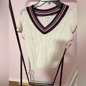 Day + Moon Cable Knit V-Neck Blouse - White and Pink